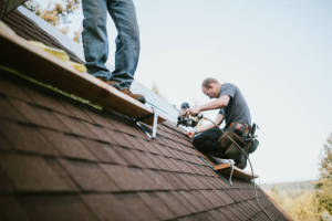 Local Roofers in Half Day, IL